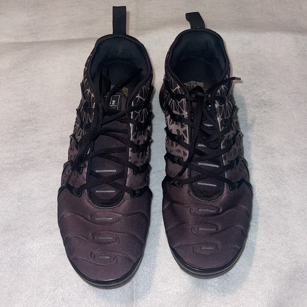 Nike vapor max plus ‘GEOMETRIC’